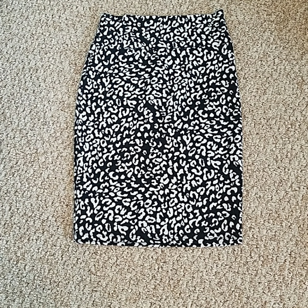 Lularoe skirt
